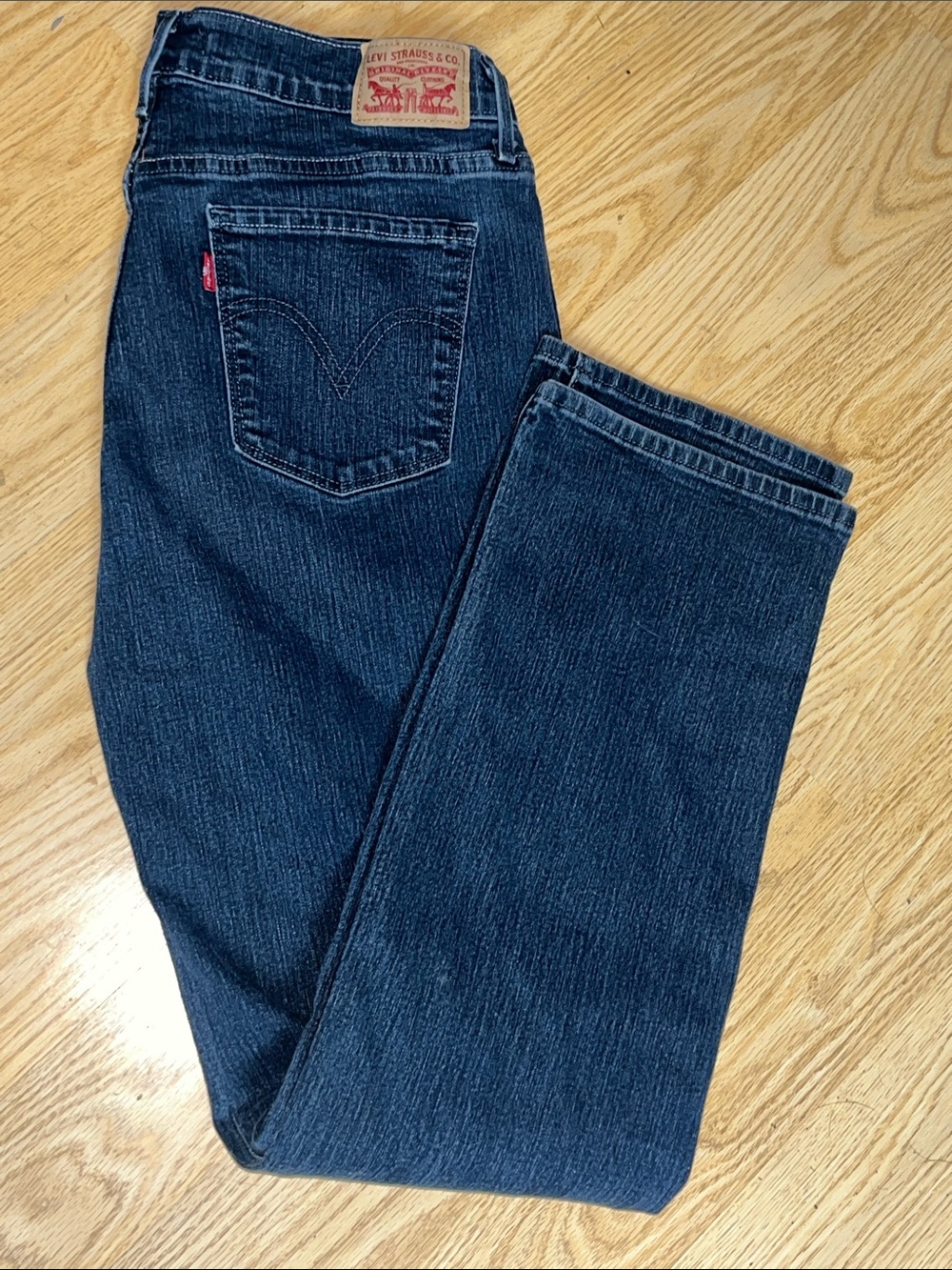 Levi's Women's Dark Blue 505 Straight-Leg Jeans